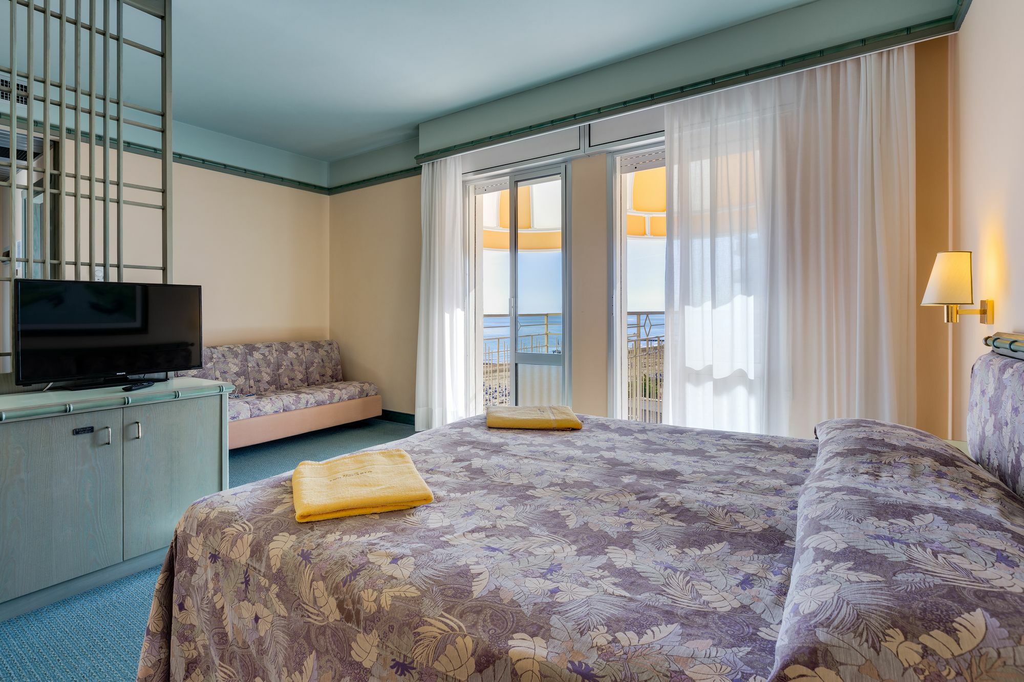 Hotel Montecarlo ليدو دي يسولو المظهر الخارجي الصورة